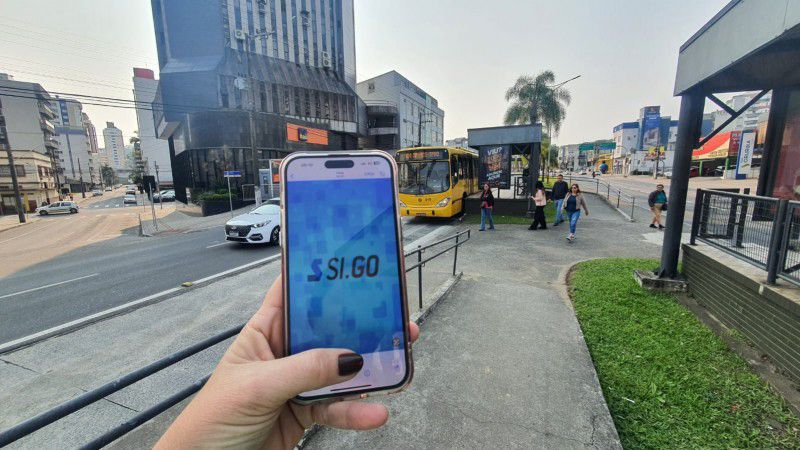 Passagem de ônibus do Cribus pode ser paga por Pix; veja como 